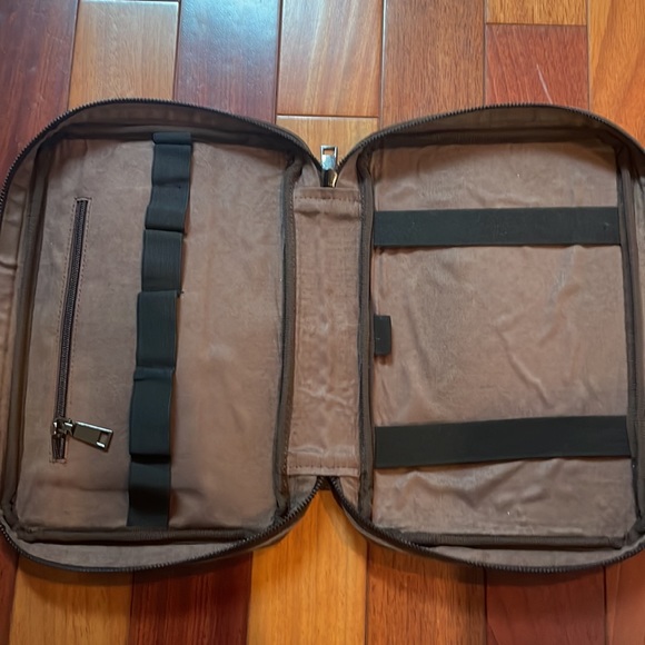 Leather handmade iPad Pro 11 Case - Picture 3 of 5